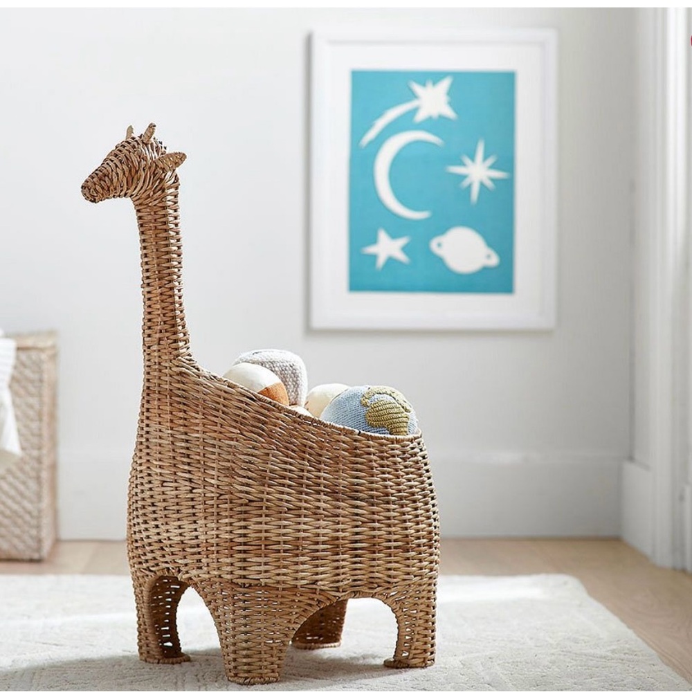 Pottery barn  Giraffe Basket - Natural Brown